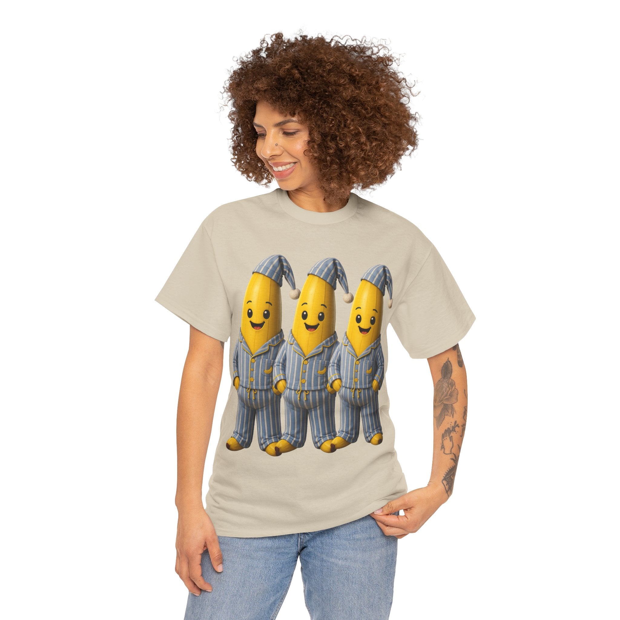 Bananas in Pyjamas – Three Smiling Bananas in Striped Pajamas Graphic T-Shirt