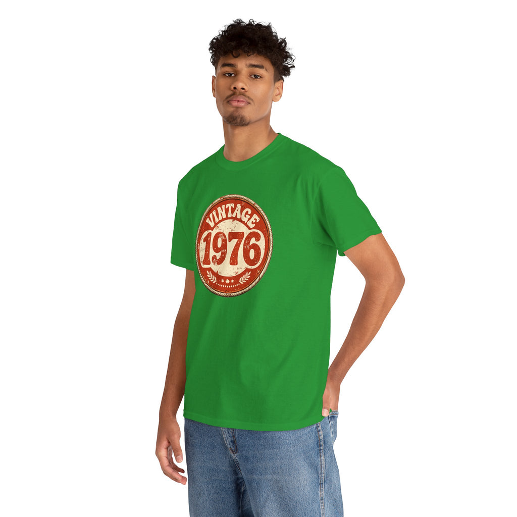 1976 Vintage Tee — Retro Birthday Shirt for 1976 Born