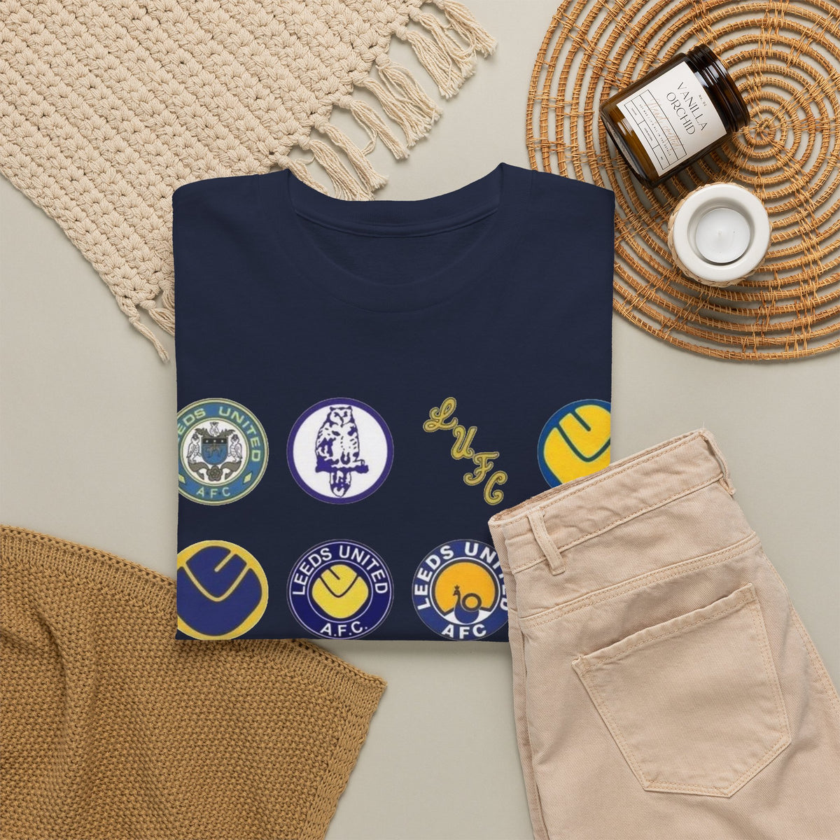 Leeds United Retro Crest Cotton T-Shirt — Vintage Football Club Emblem Tee