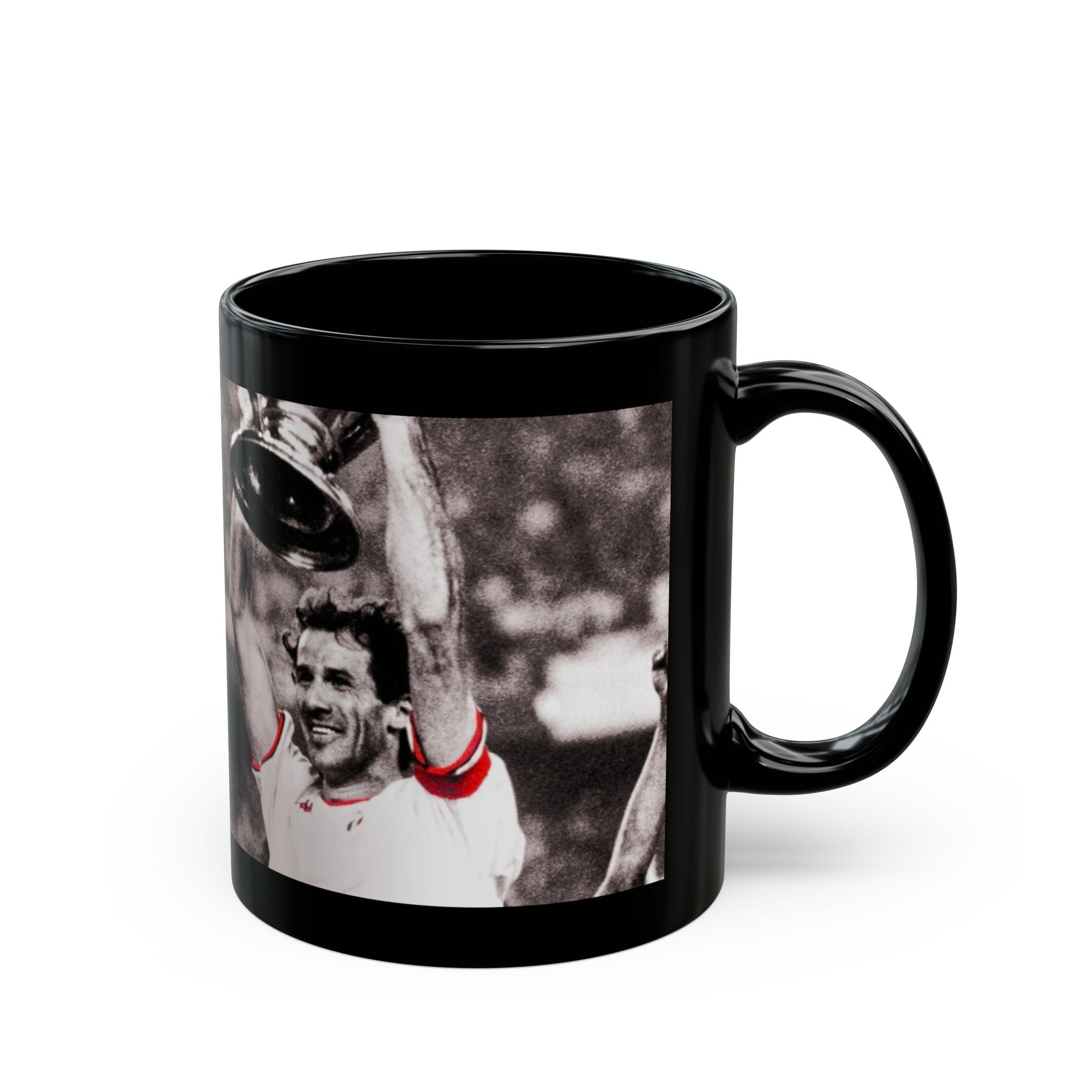 Franco Baresi AC Milan Tribute Black Mug – Vintage Trophy Celebration (11oz/15oz)