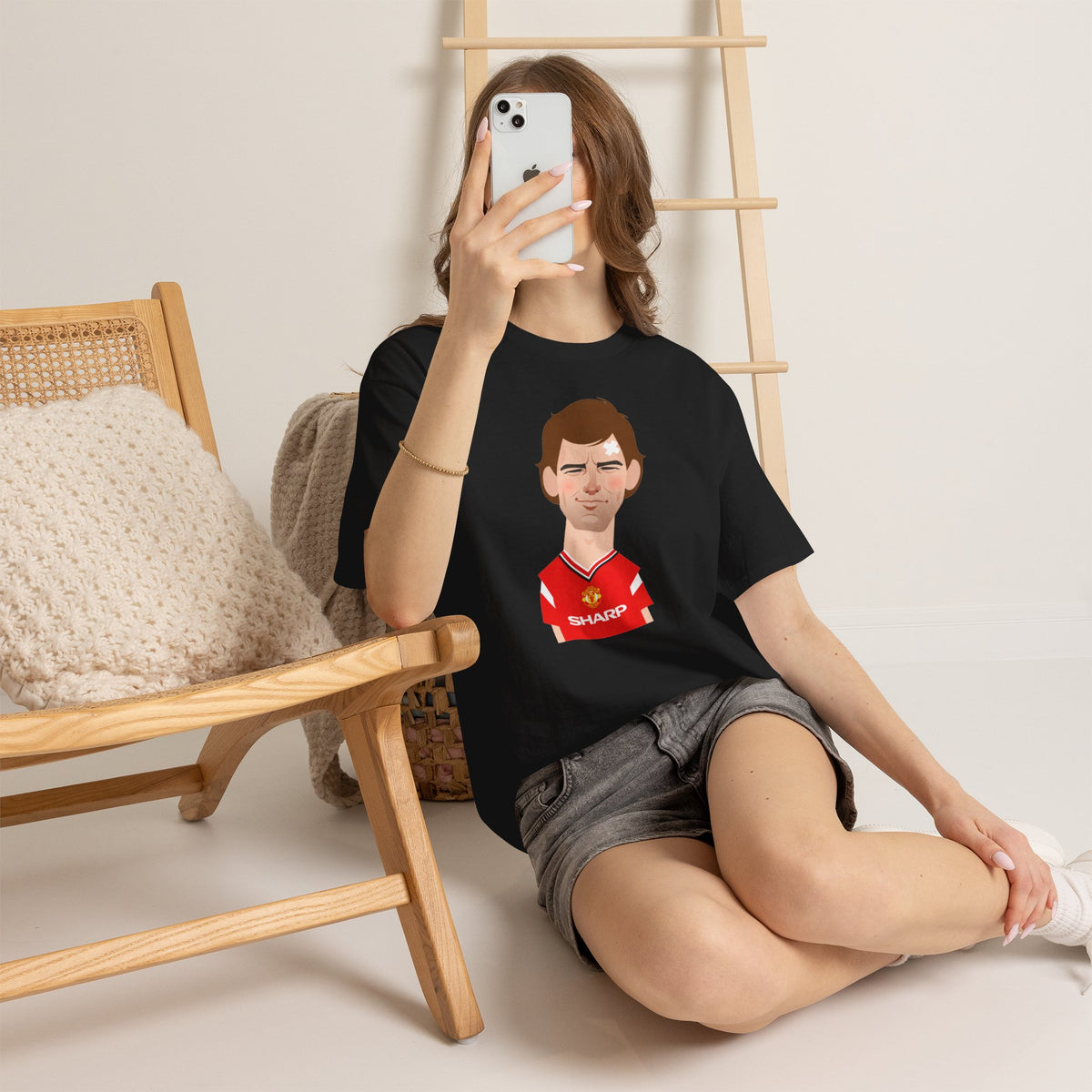 Bryan Robson Manchester United Legend Portrait Cotton T-Shirt