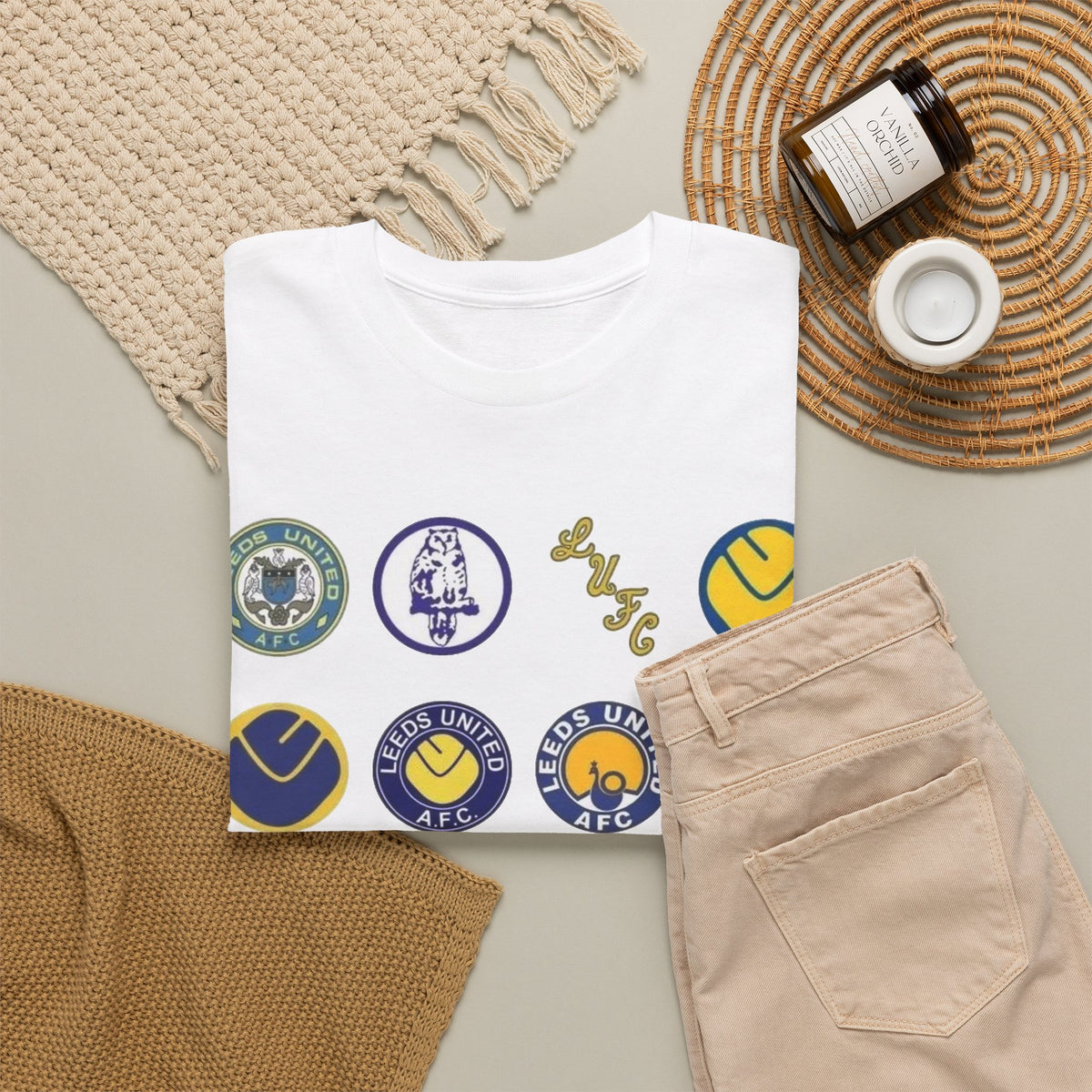 Leeds United Retro Crest Cotton T-Shirt — Vintage Football Club Emblem Tee