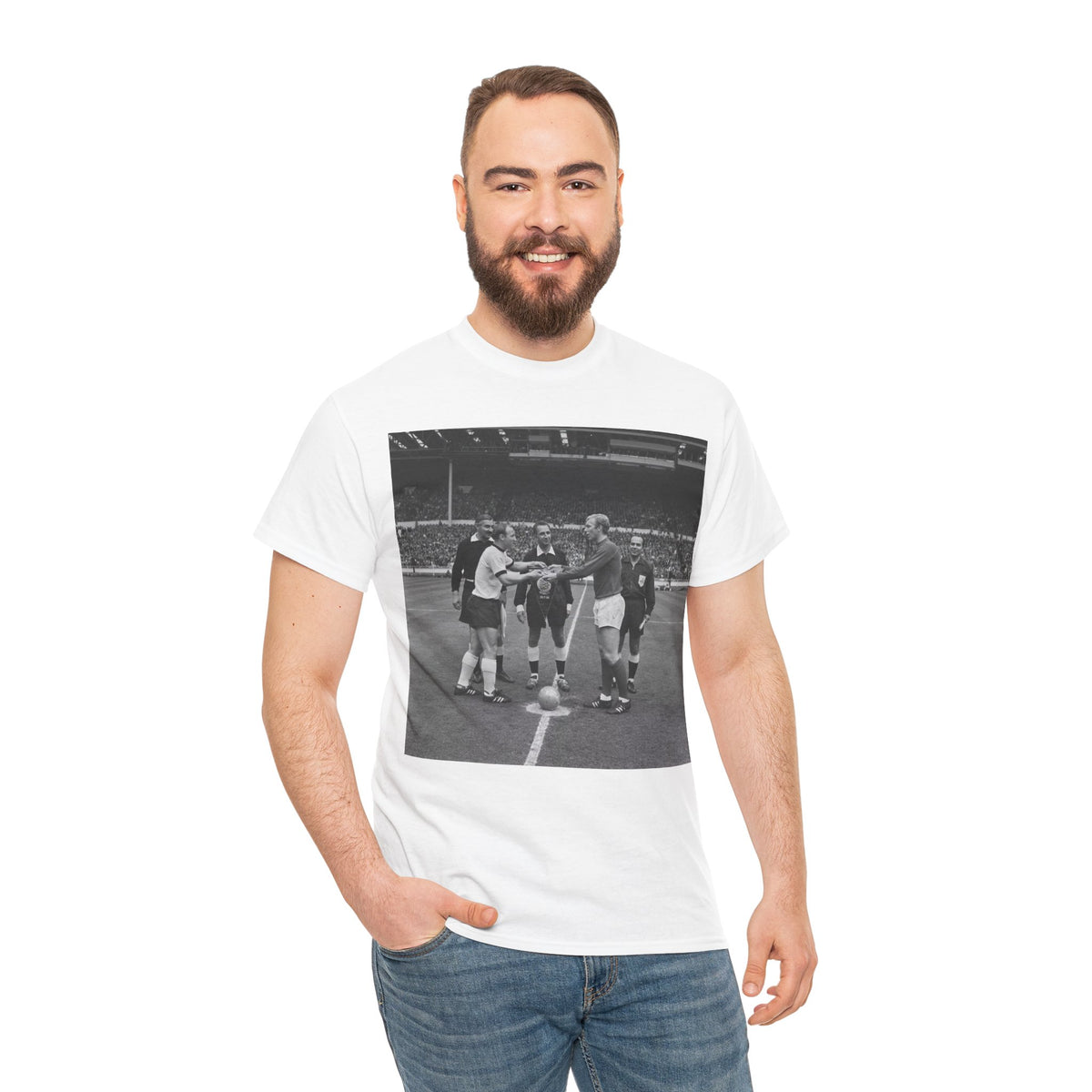 1966 World Cup Winners England Vintage Soccer Captains Coin Toss T-Shirt