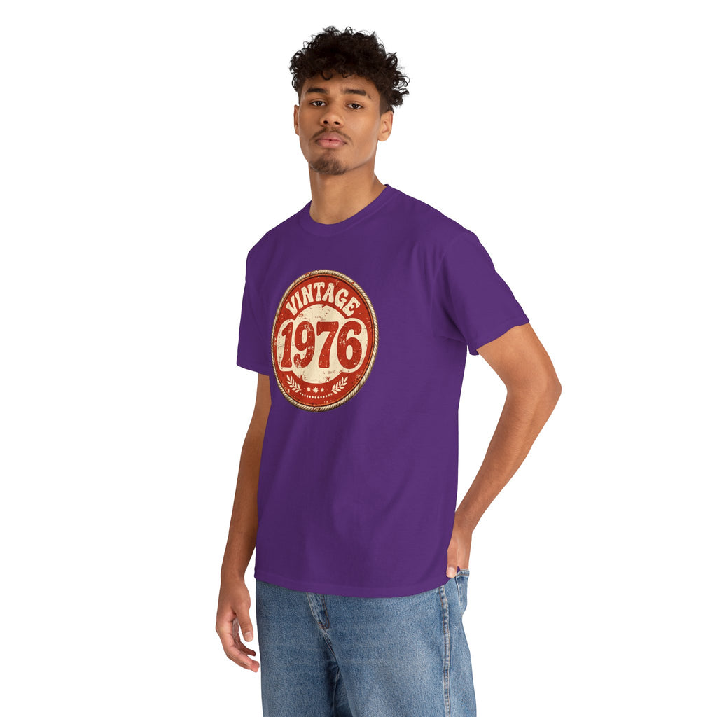 1976 Vintage Tee — Retro Birthday Shirt for 1976 Born