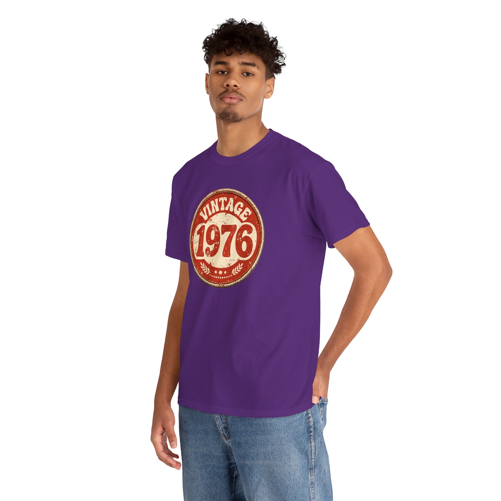 1976 Vintage Tee — Retro Birthday Shirt for 1976 Born