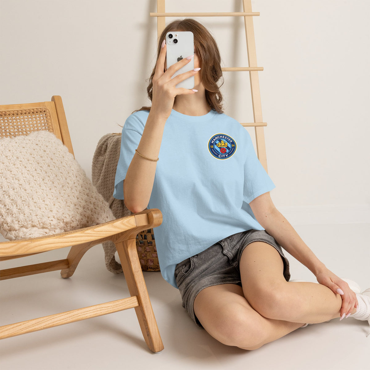 Manchester City Inspired Crest T‑Shirt – Circular Badge Chest Logo Tee