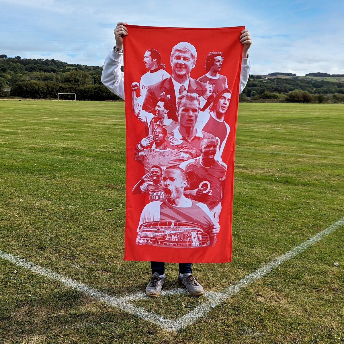 The Gooners Montage - Football Legends - Beach Towel - 150cm x 75cm