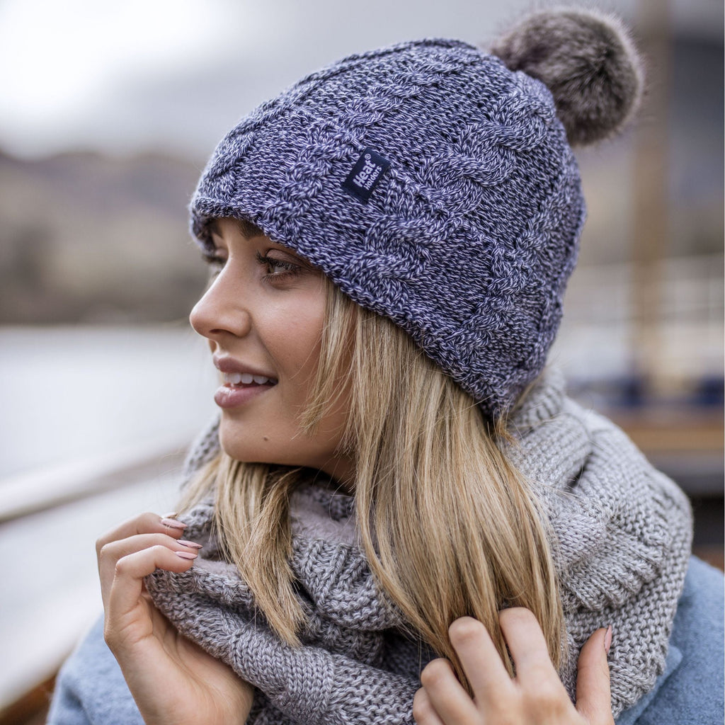 Ladies Cable Knit Fleece Lined Thermal Winter Bobble Hat with Pom Pom