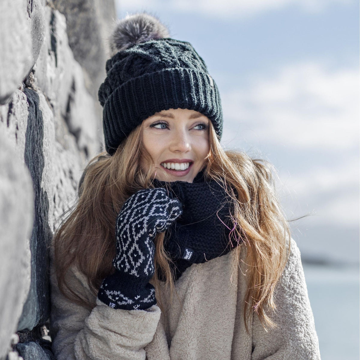 Ladies Knitted Turnover Cuffed Pom Pom Beanie Hat with Bobble