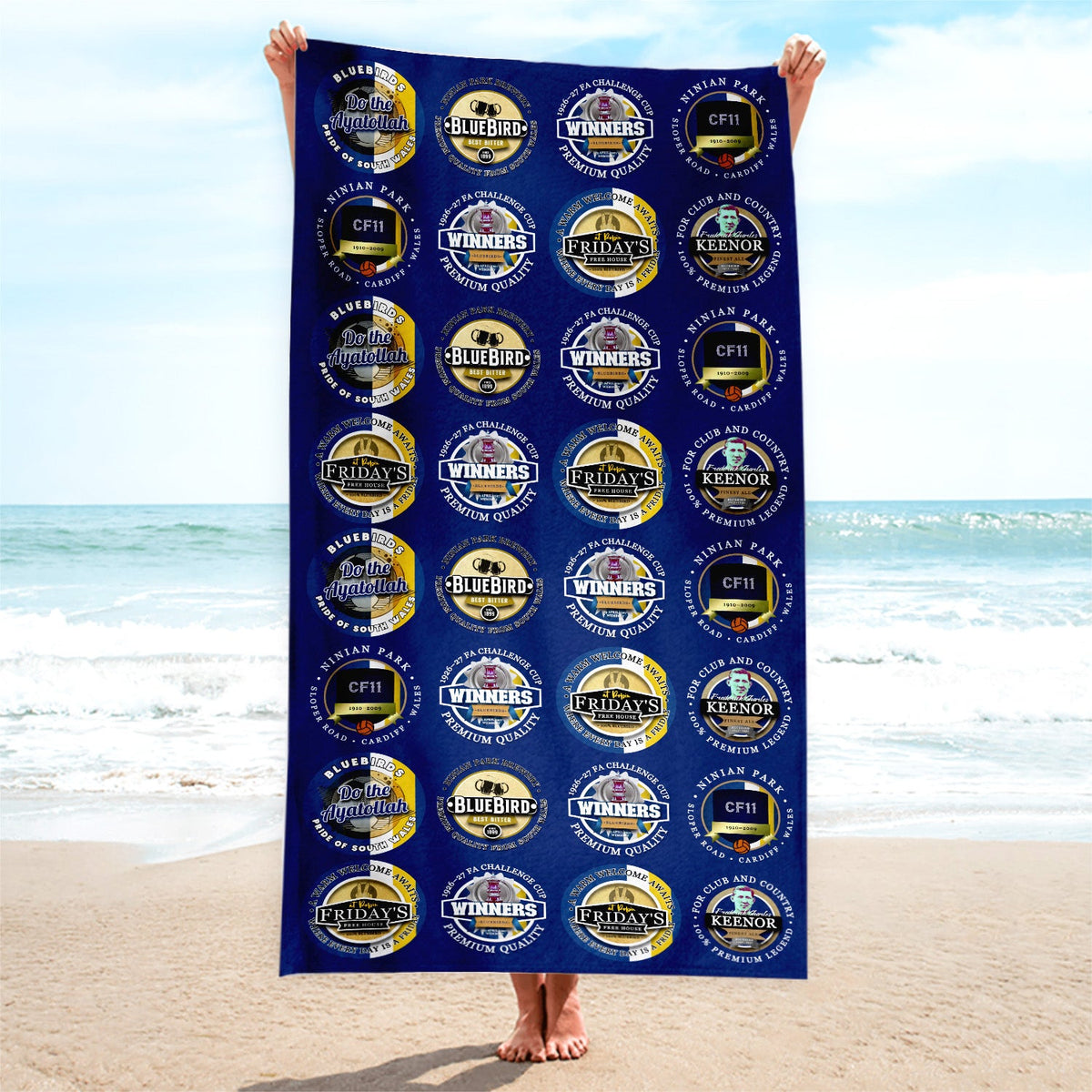 Cardiff - Football Legends - Microfibre Beach Towel - 150cm x 75cm