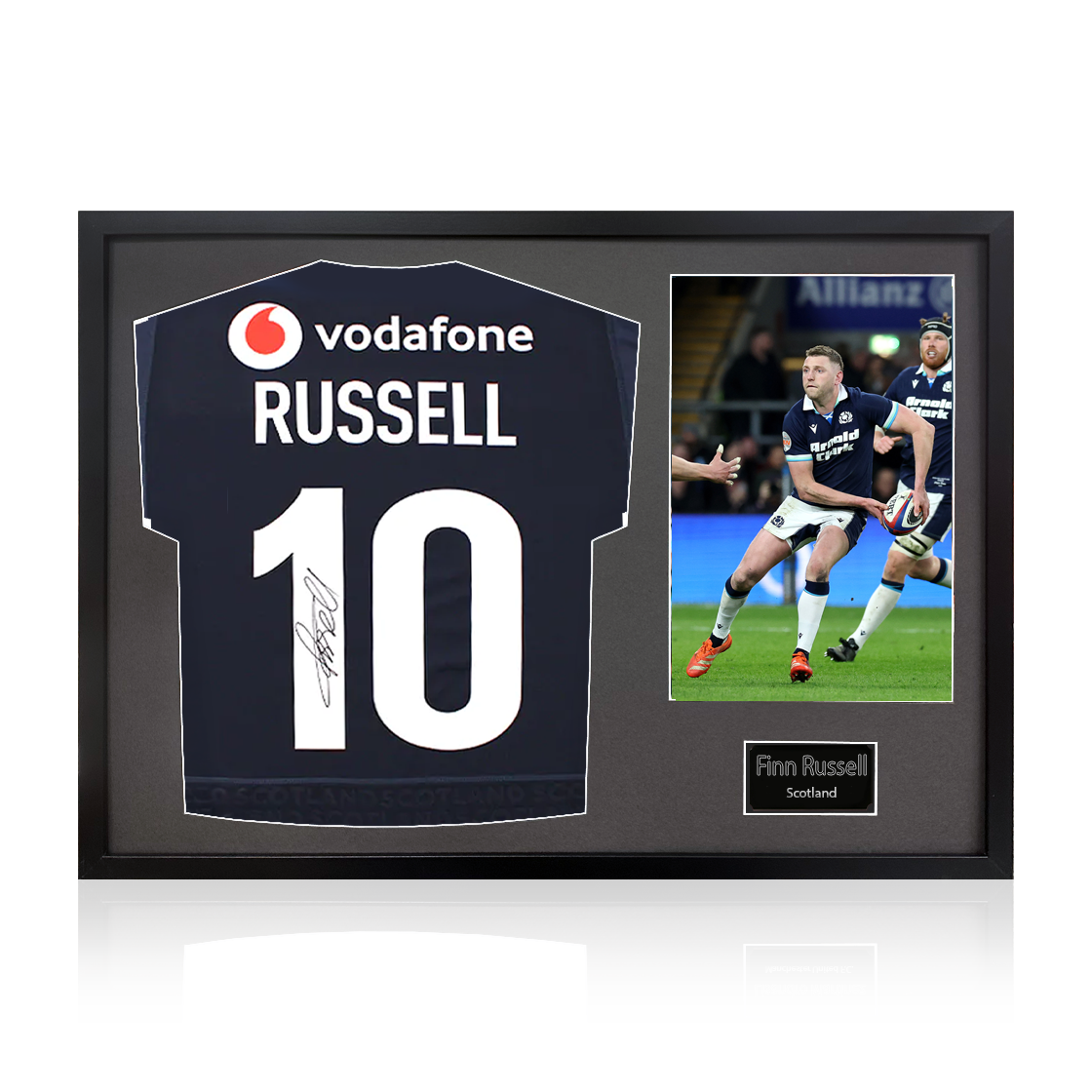Finn Russell Signed Scotland 2025 Shirt Classic Frame