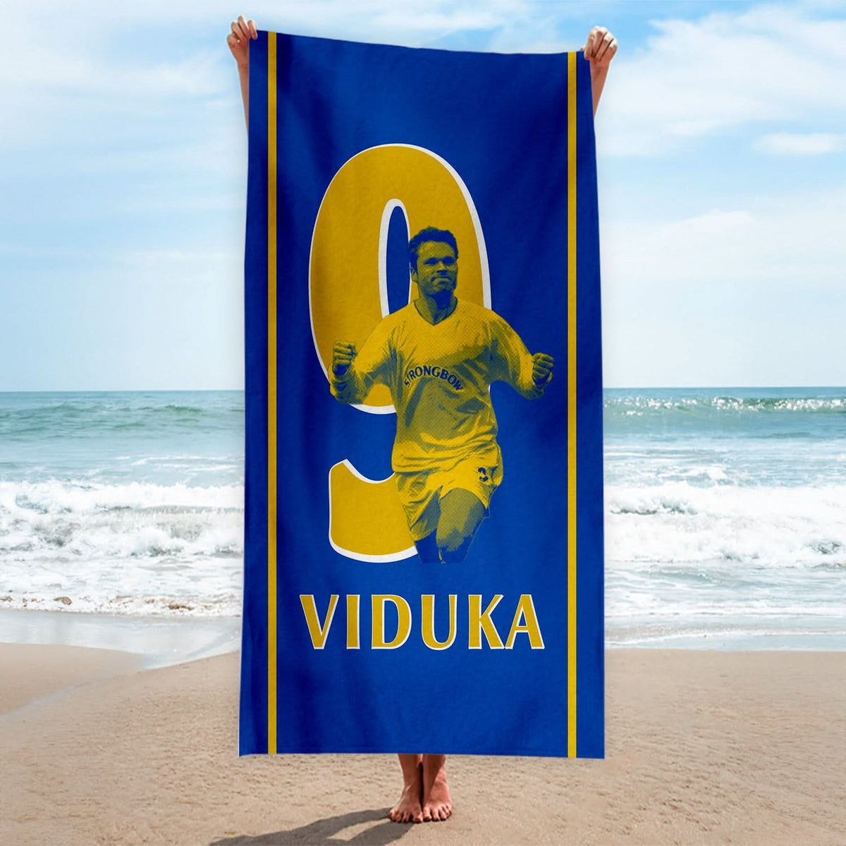 Leeds Viduka 9 - Football Legends - Beach Towel - 150cm x 75cm