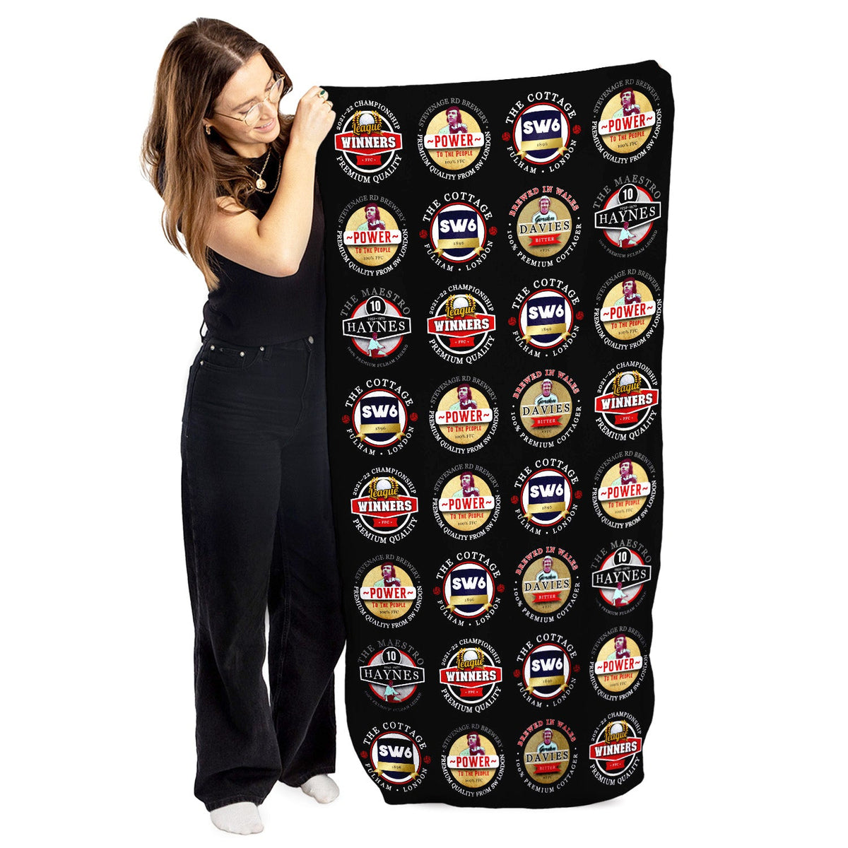 Fulham - Football Legends - Microfibre Beach Towel - 150cm x 75cm