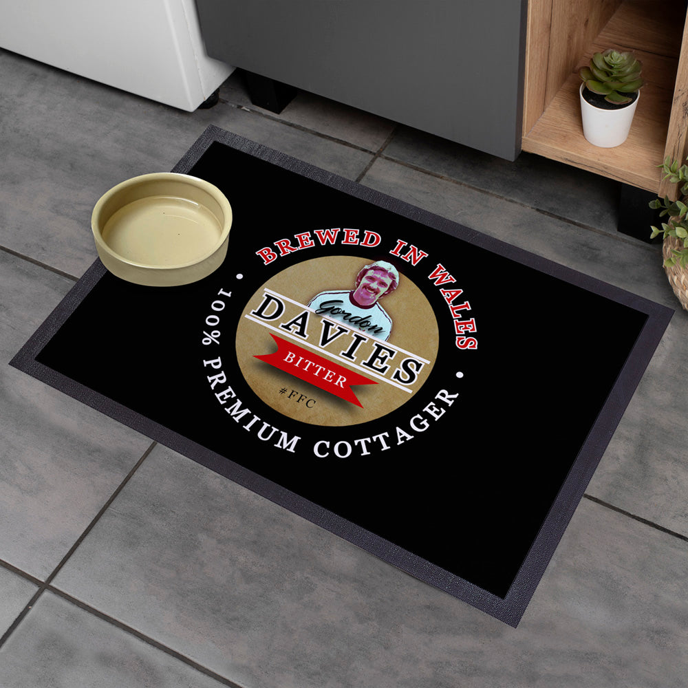 Fulham  Gordon Davies  - Football Legends - Door Mat -60cm X 40cm
