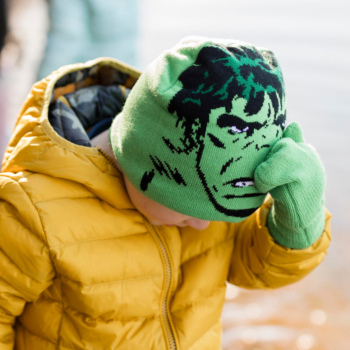 Boys Marvel Thermal Hat & Gloves Set for Winter