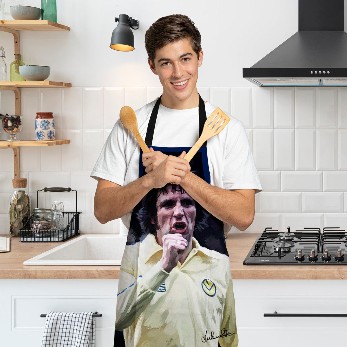 Lee Buccilli - Norman Hunter - Apron