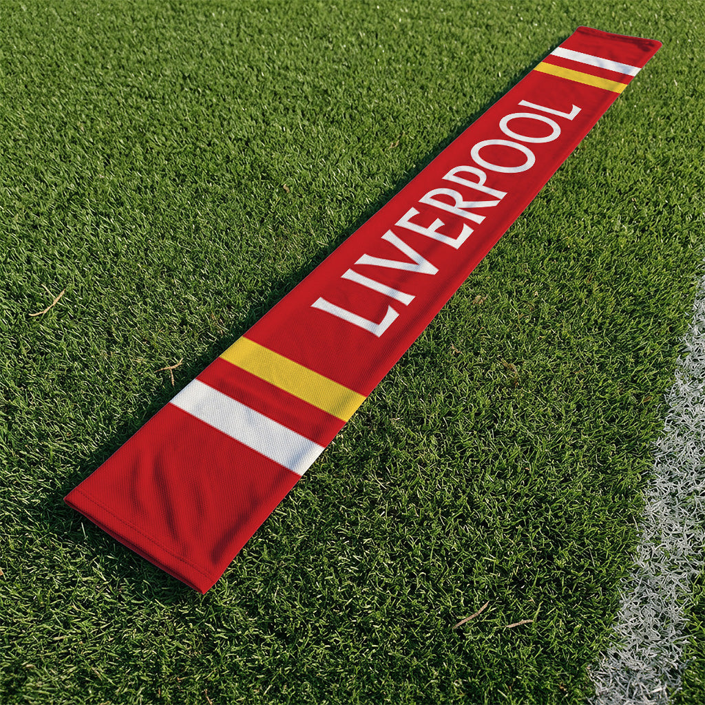 Liverpool Legends - Knitted Eyelet Football Scarf