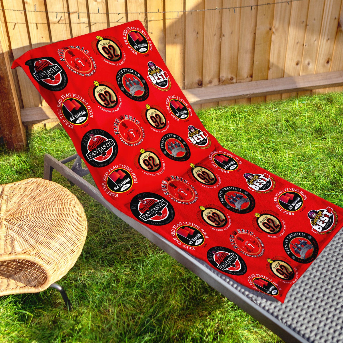 Manchester Red - Football Legends - Microfibre Beach Towel - 150cm x 75cm
