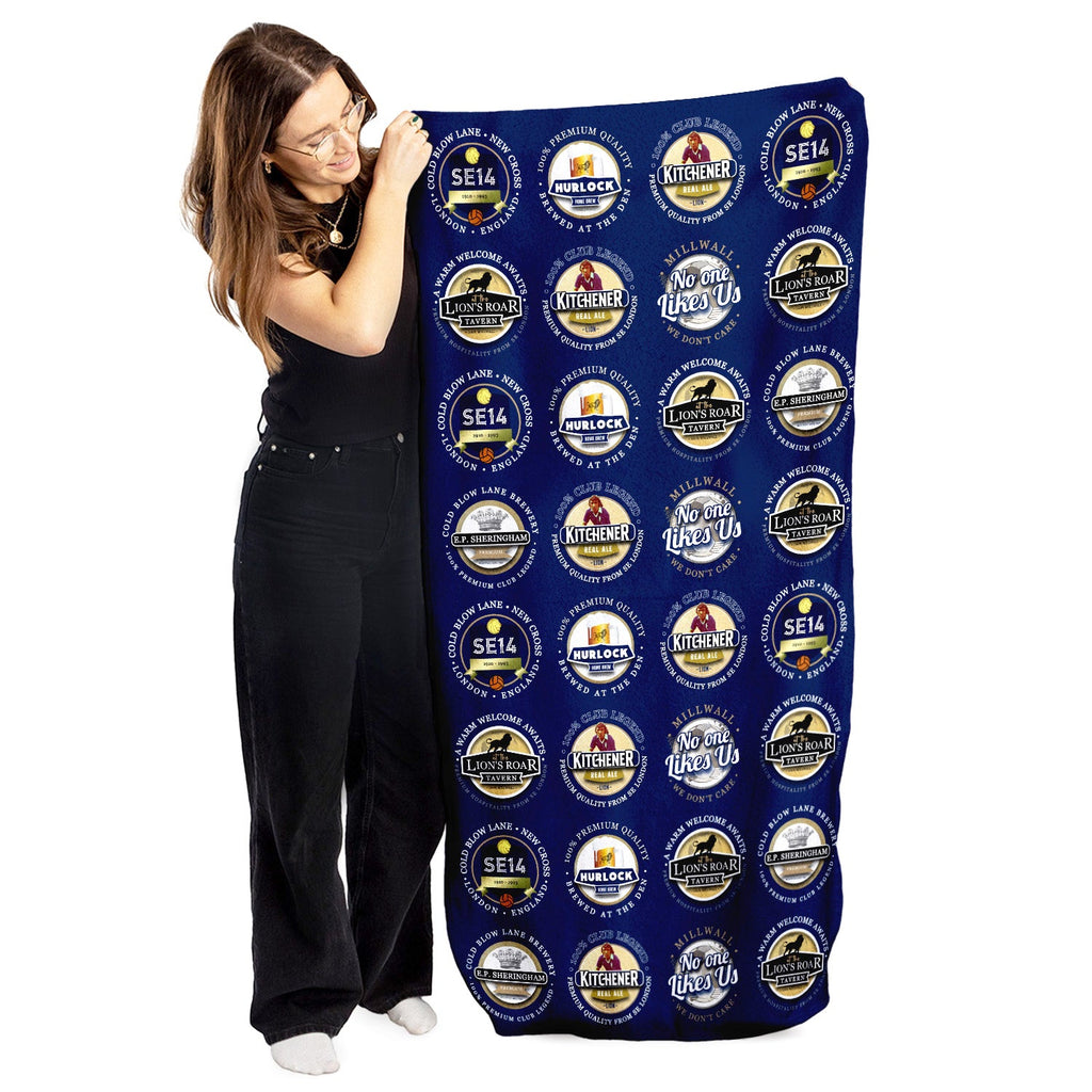 Millwall-- Football Legends - Microfibre Beach Towel - 150cm x 75cm
