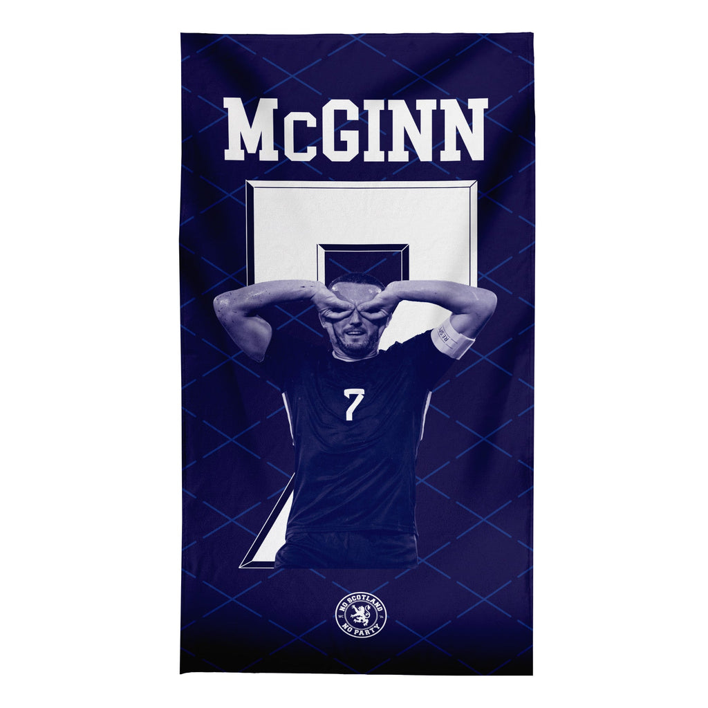 Scotland WC26 - McGinn - Beach Towel - Microfibre Retro Beach Towel - 150cm x 75cm