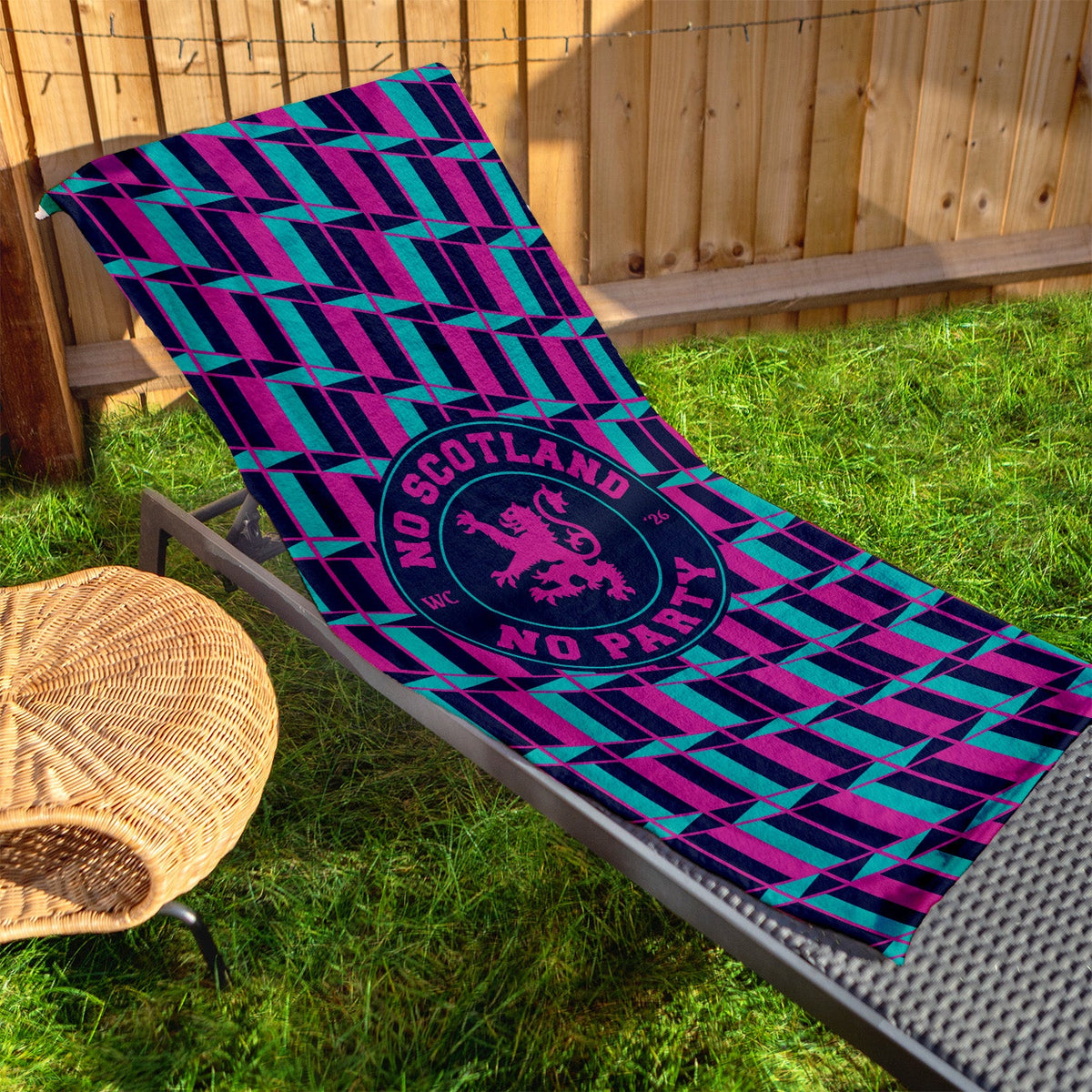 No Scotland No Party - Blue & Pink Retro Pattern - Beach Towel - Microfibre Retro Beach Towel - 150cm x 75cm