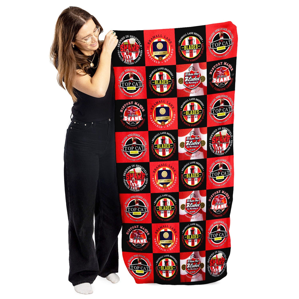 Sheffield - Football Legends - Microfibre Beach Towel - 150cm x 75cm