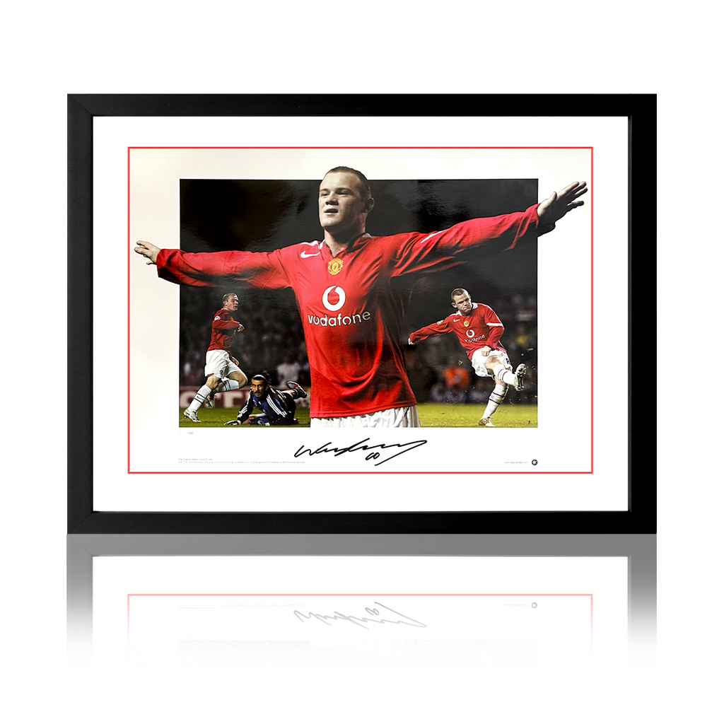 Weekly Auction: Wayne Rooney Signed Manchester United Deluxe Mount Display