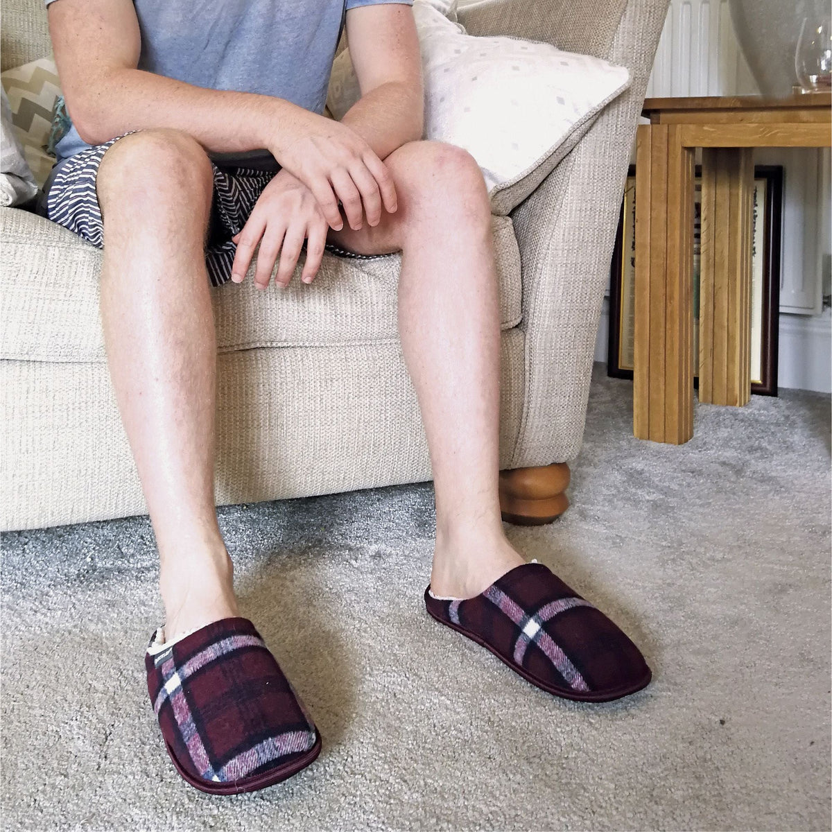 Mens Plush Fleece Lined Slip On Mule Checked Plaid Slippers (6 Sizes)
