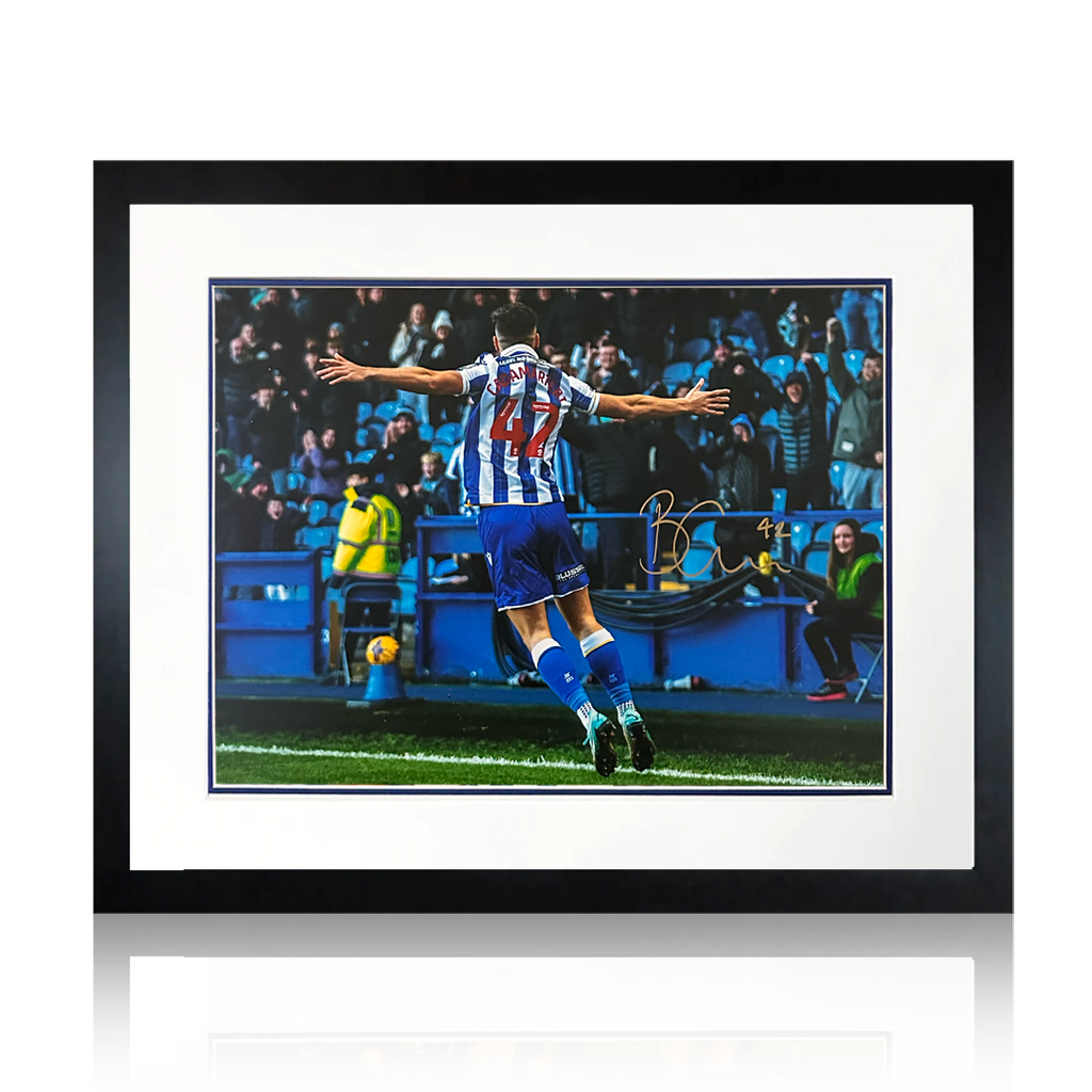Weekly Auction: Bailey-Tye Cadamarteri Signed Sheffield Wednesday Deluxe Mount Display