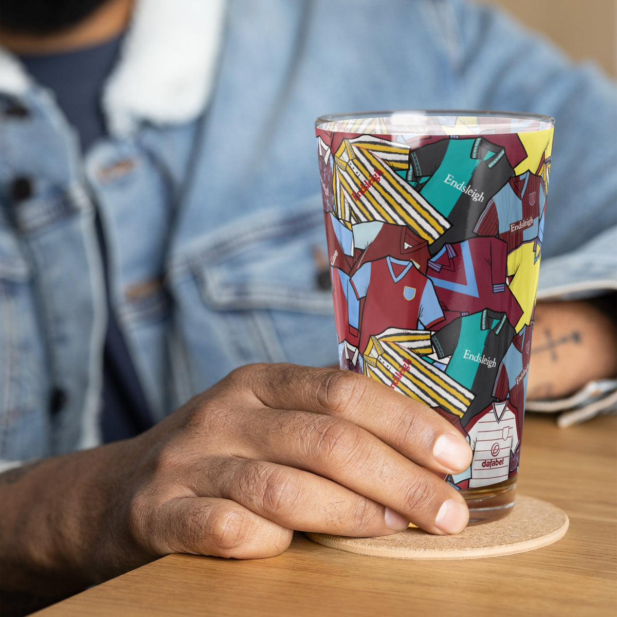 Burnley Retro Inspired Jerseys Shaker Pint Glass